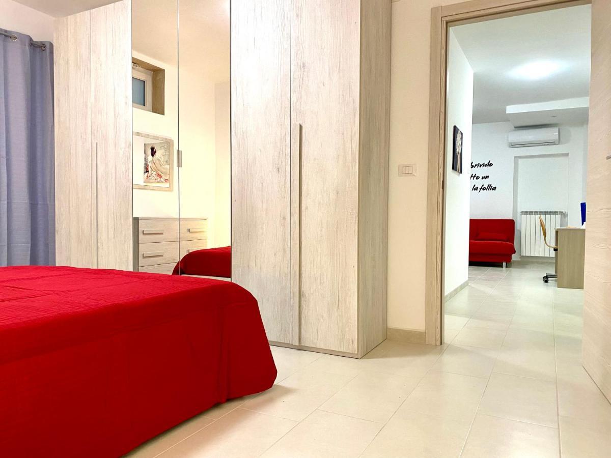 Monopoli Guest House - Puglia Mia Apartments Экстерьер фото