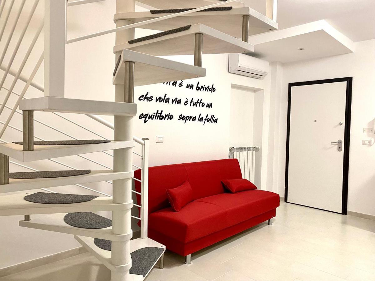 Monopoli Guest House - Puglia Mia Apartments Экстерьер фото